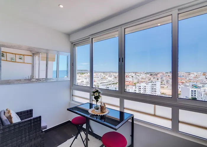 2bdr Sea View Miravila In *